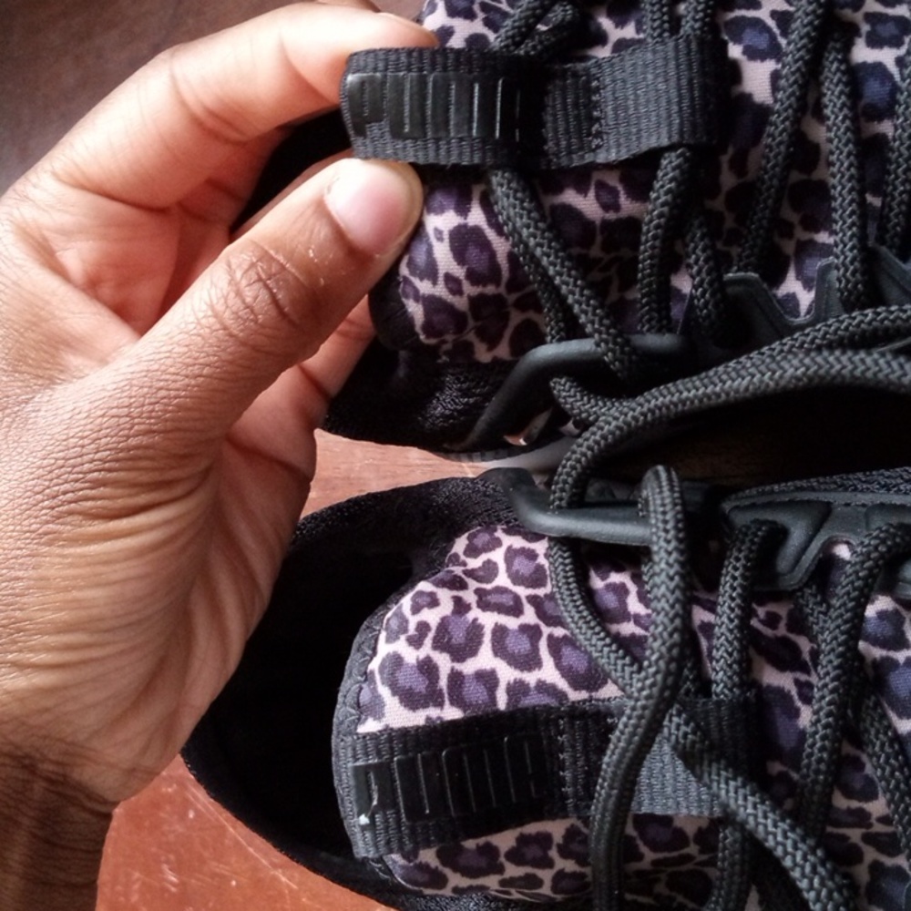 Women's Puma leopard print/black sneakers - Picture 3 of 7